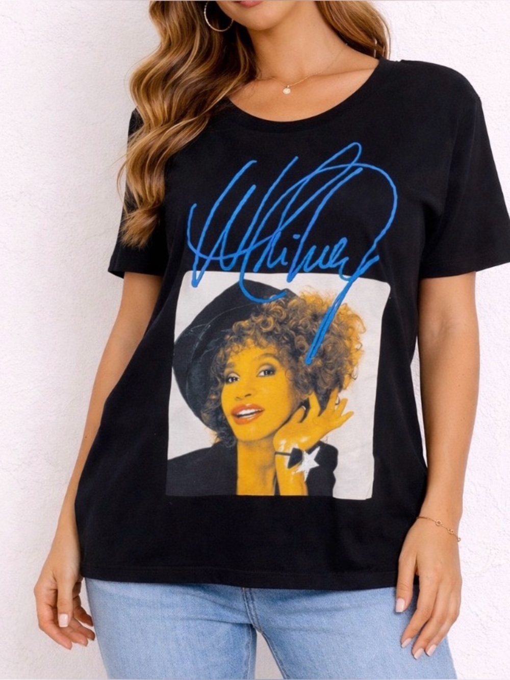 Whitney Houston 2021 graphic Tee shirt SZ M in black T-shirt black face picture